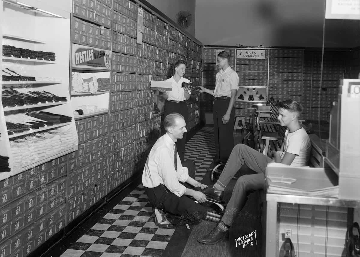 Defunct Stores That No Longer Exist 2024