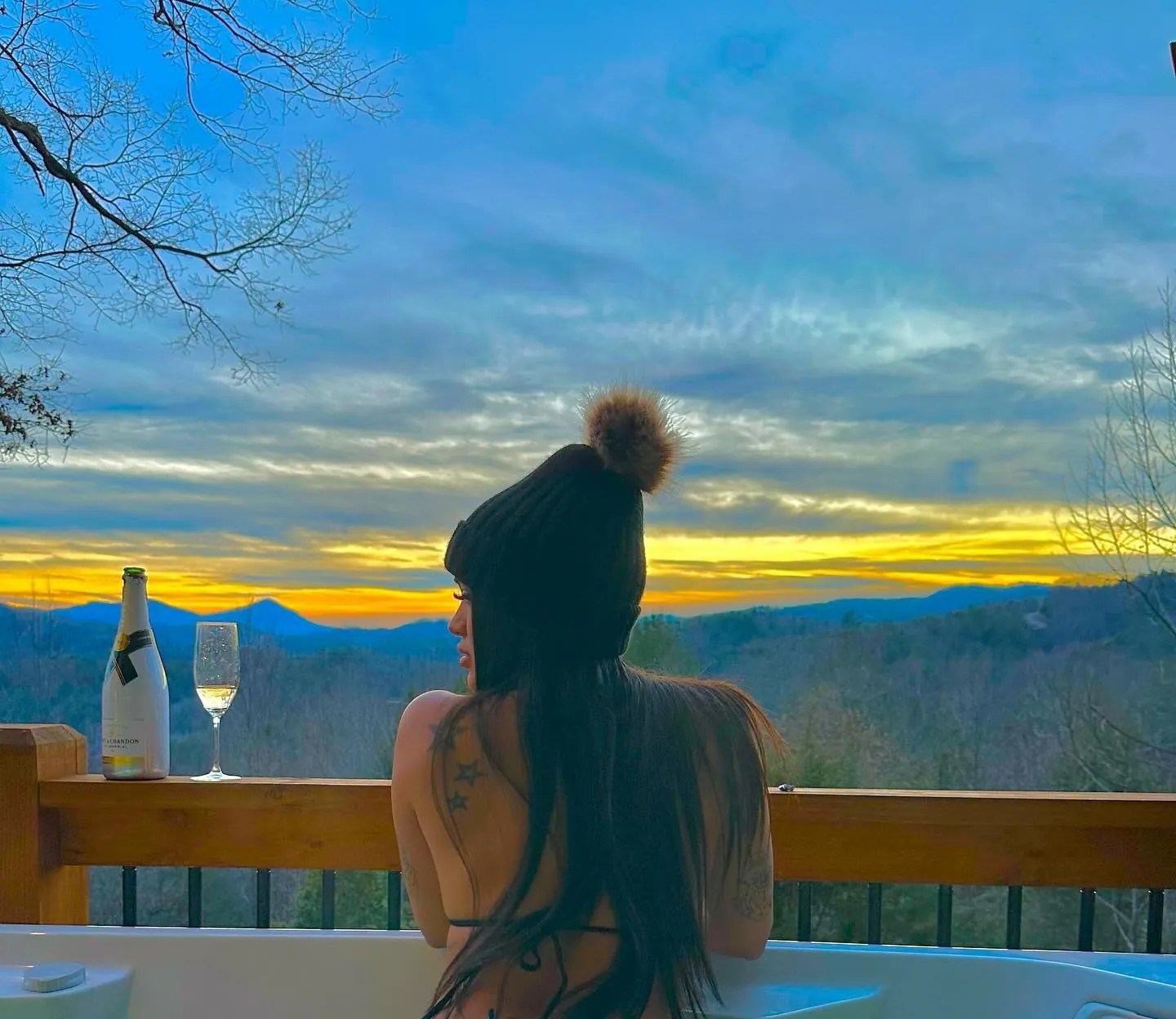 yourcocoqueen's Leaked OnlyFans Video Causes Internet Uproar - Viral