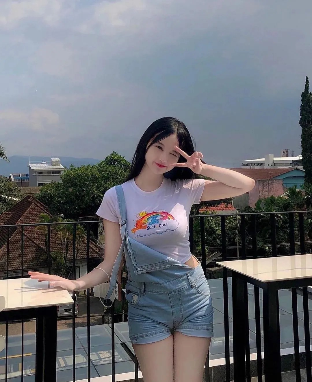 Arachu Pramuka: Indonesian Influencer Shaping Social Media Trends