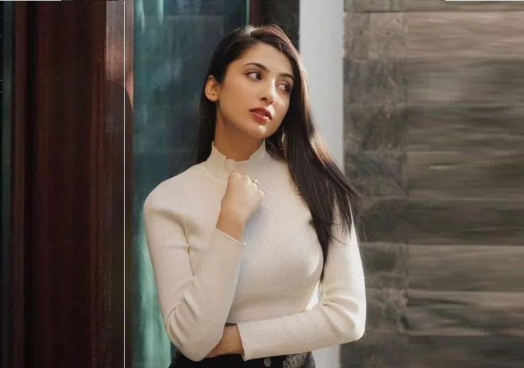 Nidhi Pandit – Age, Education, Career, Boyfriend, Net Worth - LeaksTime.com