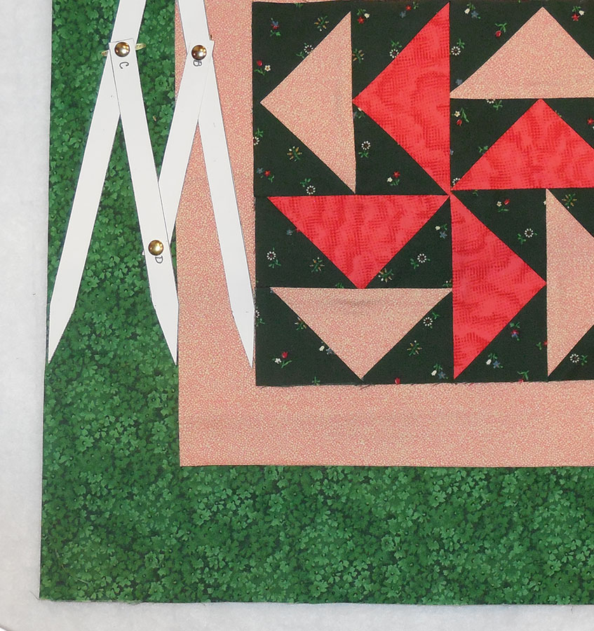 Quilt Borders and Sashing Using the Golden Mean Lea