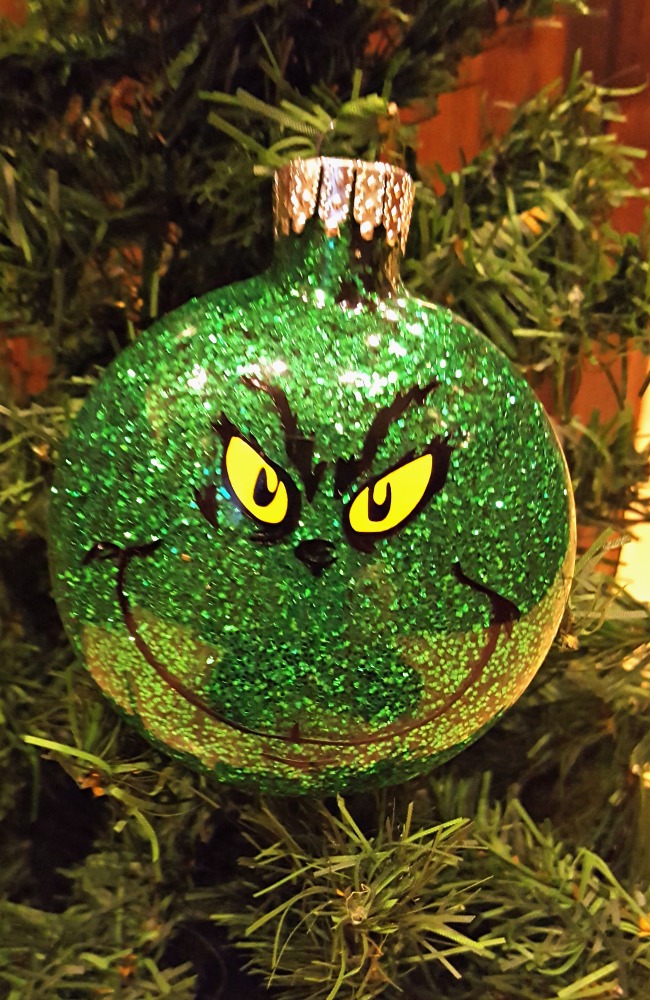 learn-how-to-make-personalized-diy-glitter-ornaments-leap-of-faith