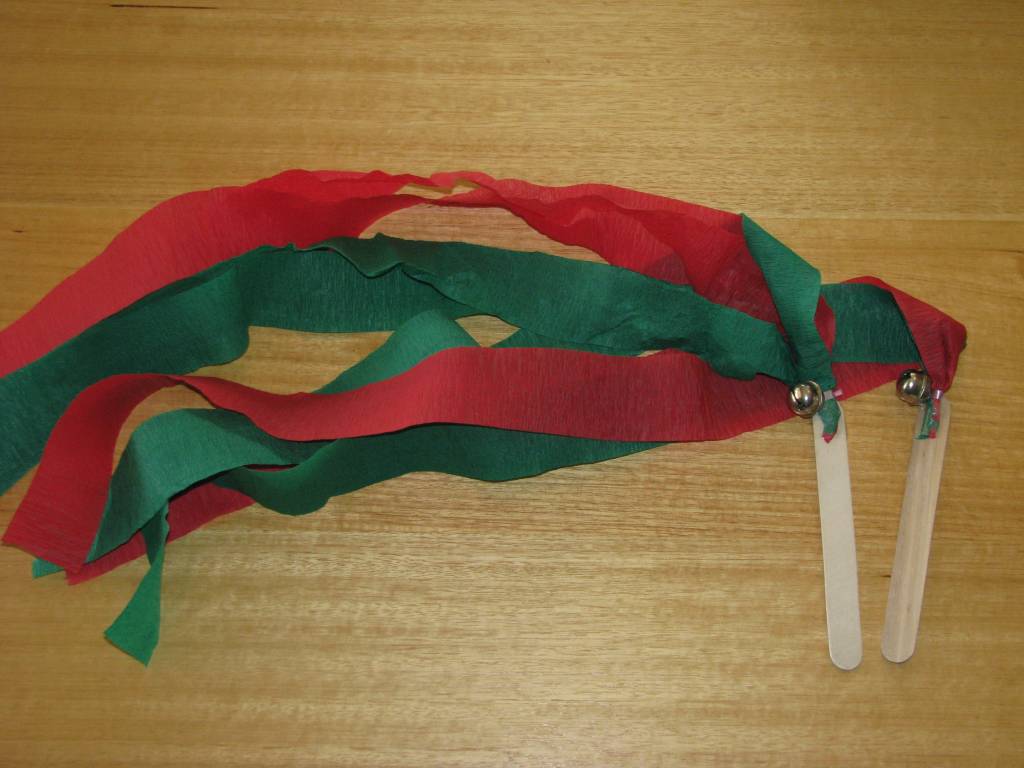 Christmas Streamers Craft Preschool Crafts for Kids