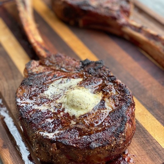 HOW TO COOK A TOMAHAWK RIBEYE STEAK Learning To SmokeLearning To Smoke