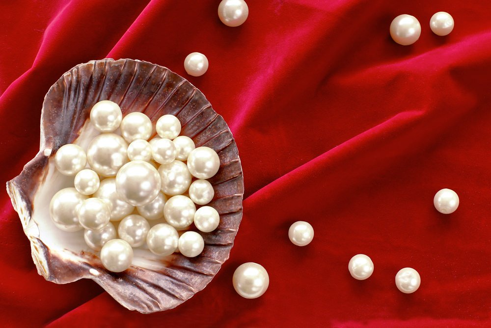 The Complete Guide to Beginning Your Own Pearl Party Business