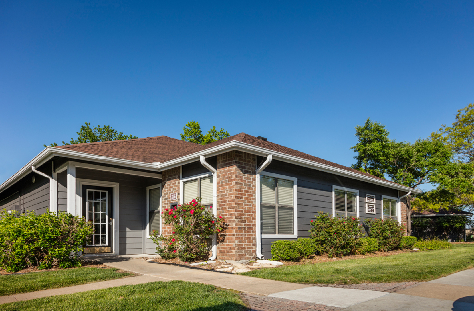 Timberlane Village Apartments