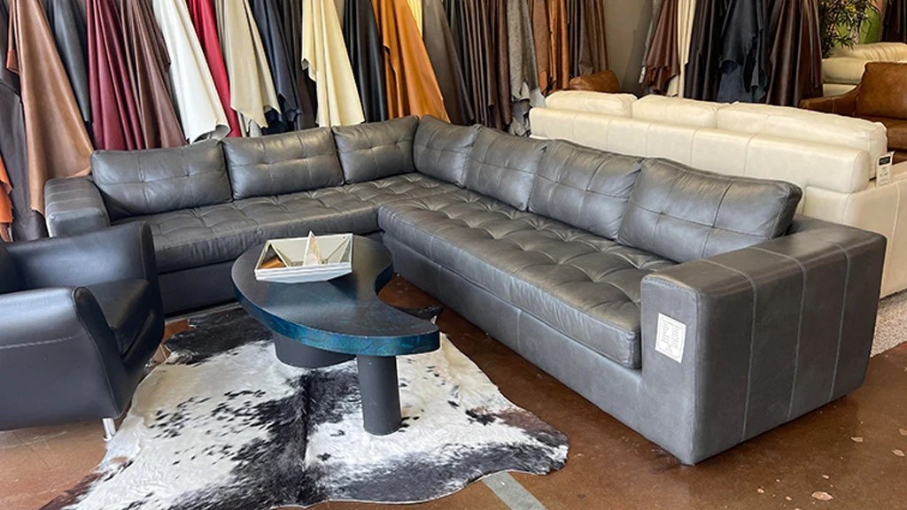 Frisco Gev 2 Pc Sectional LeatherSofaCo