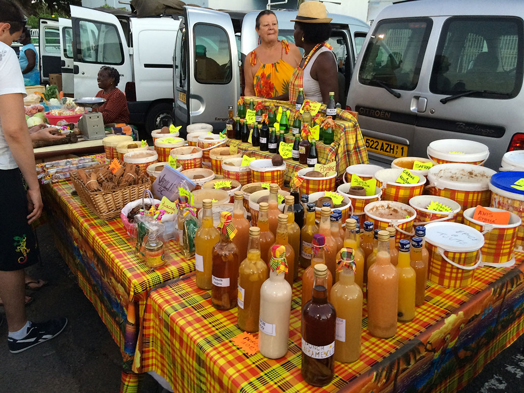 PRESENTATION DES PRINCIPAUX MARCHES DE LA GUADELOUPE