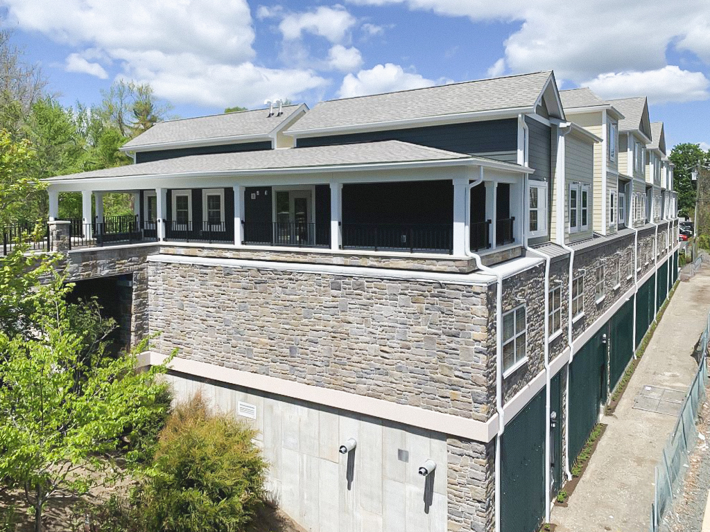 Point and Ravine Apartments Lechase Construction