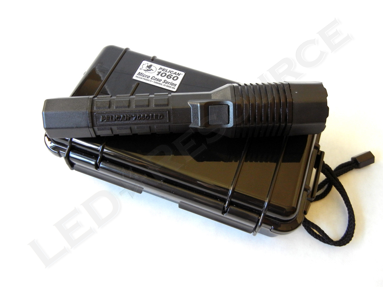 Pelican 7060 LED Flashlight Review - LED-Resource