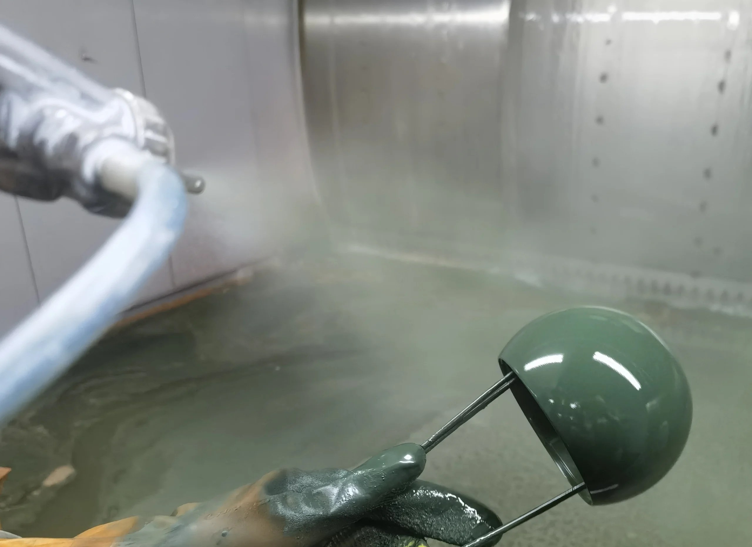 Set up a 3,000sqm Dust Free Spray Paint division in China headquarter