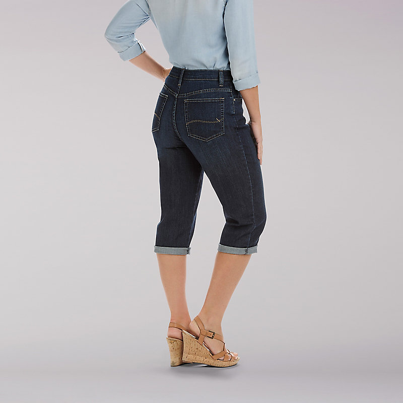 Relaxed Fit Capri Petite Lee