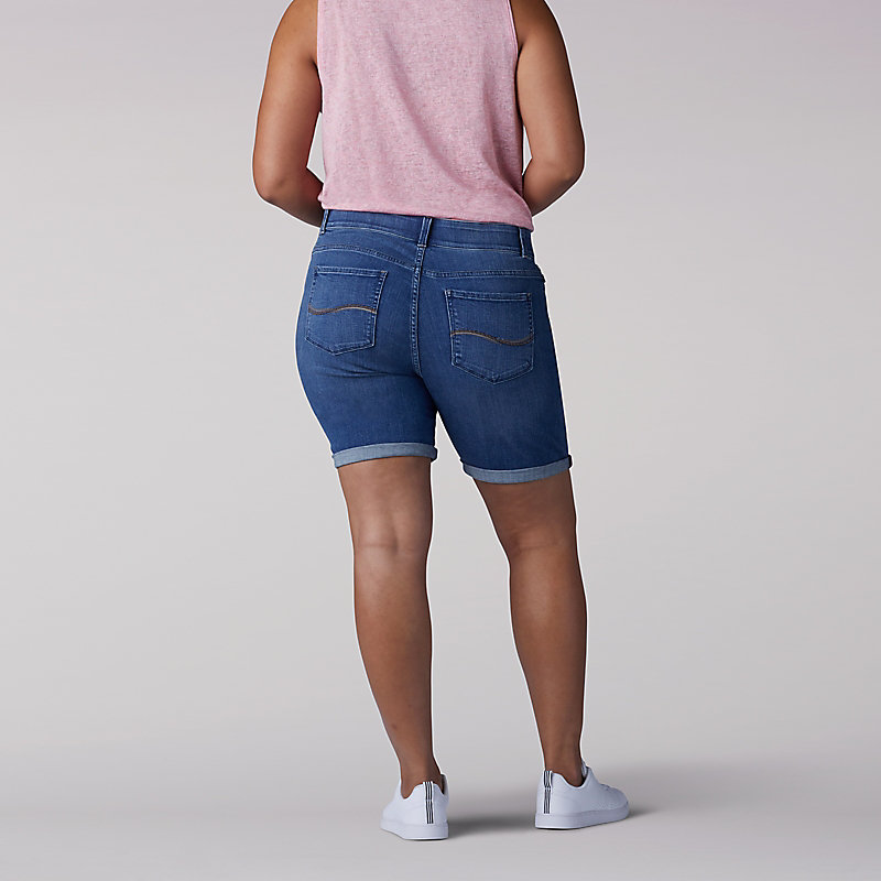 Modern Series Total Freedom Cocoa Bermuda Short Plus Lee