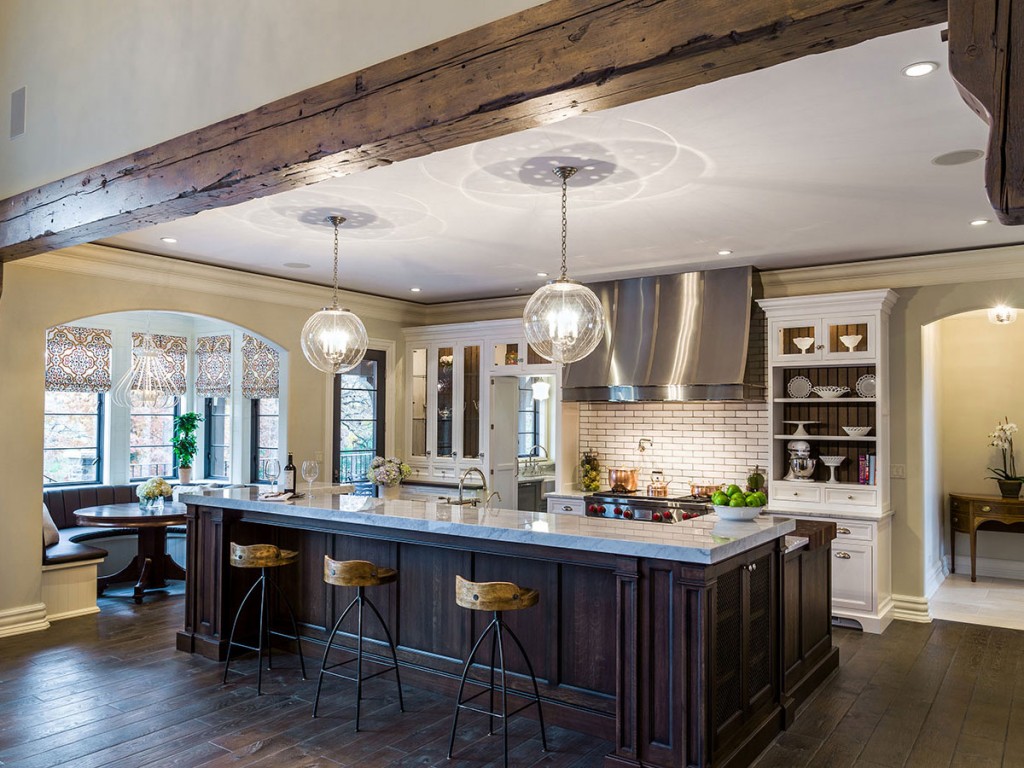 2 Legacy Custom Homes