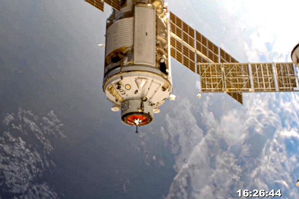 Accidental Thruster Firing On The ISS Requires More Study Legit Reviews