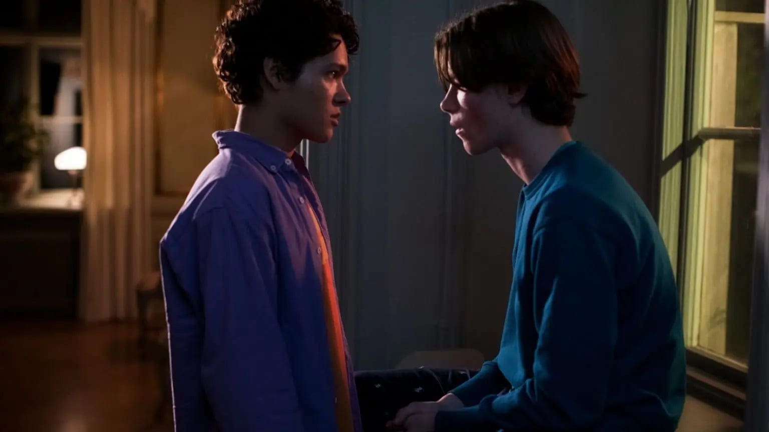 Netflix's Young Royals Review Royal Romance