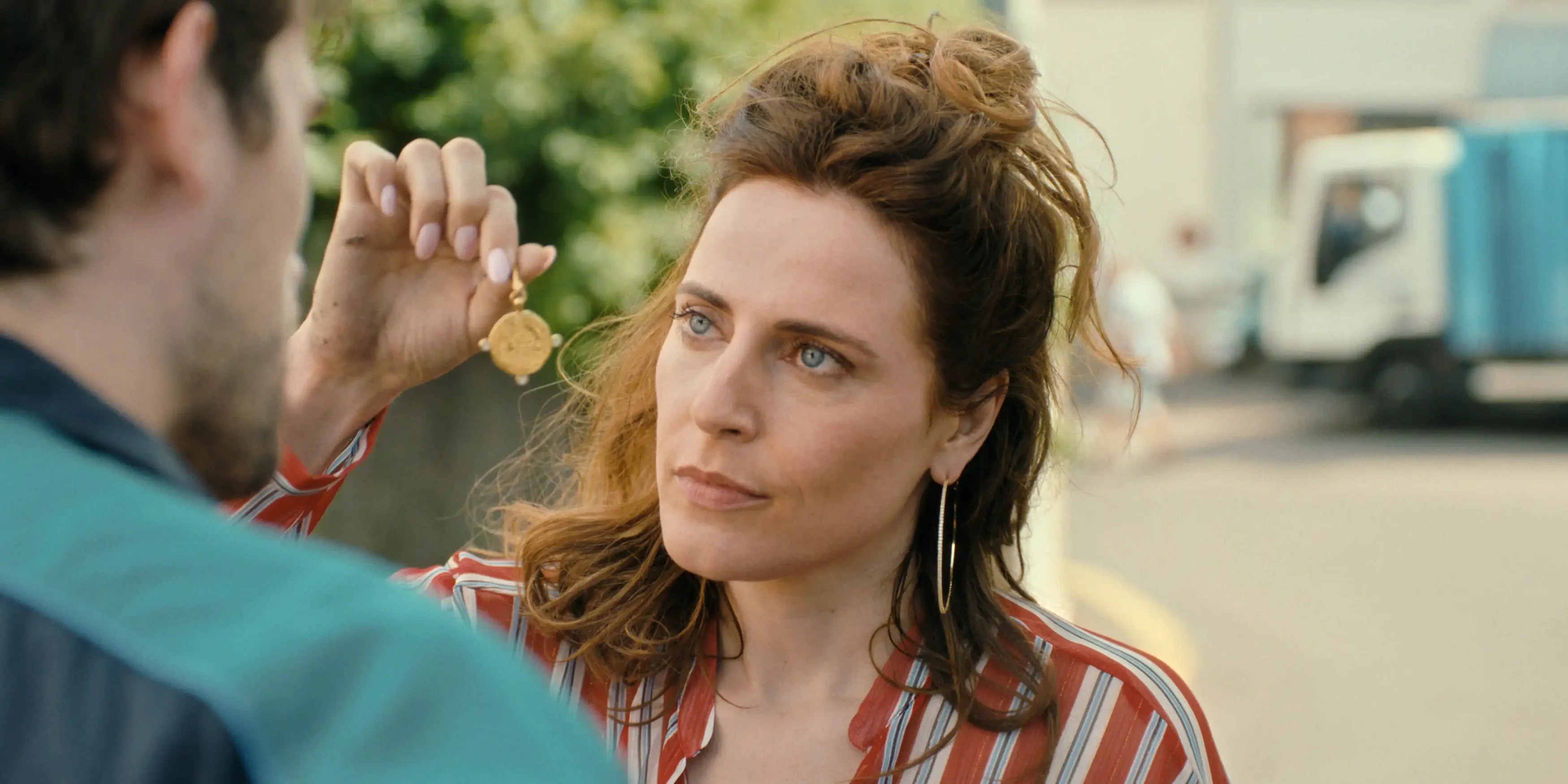 Fall For Me Ending Explained Is Manu Really Cheating Valeria? Do Lilli