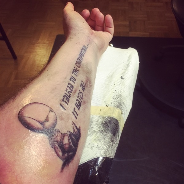 Das Tattoo, der depressive Roboter und ich Leitmedium
