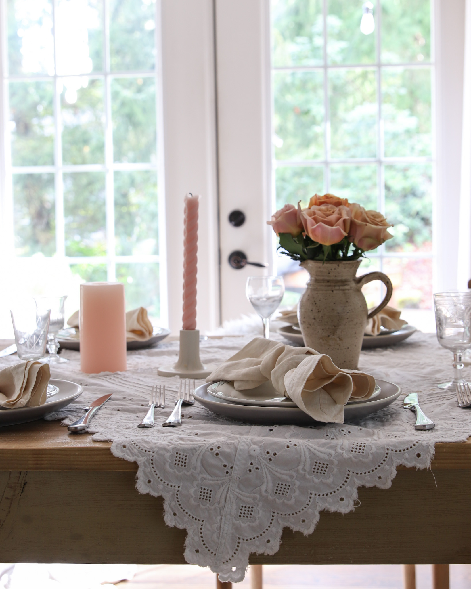 flowers for spring table decor easter passover Lemon Grove Lane
