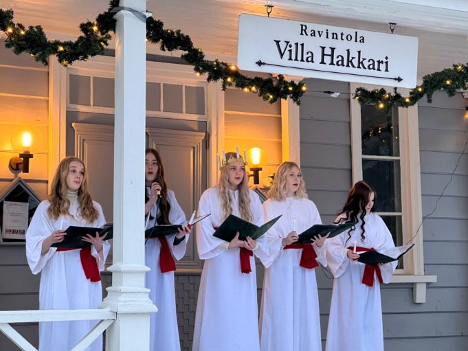 Yhteisöjen Talon Joulu - Lempäälä