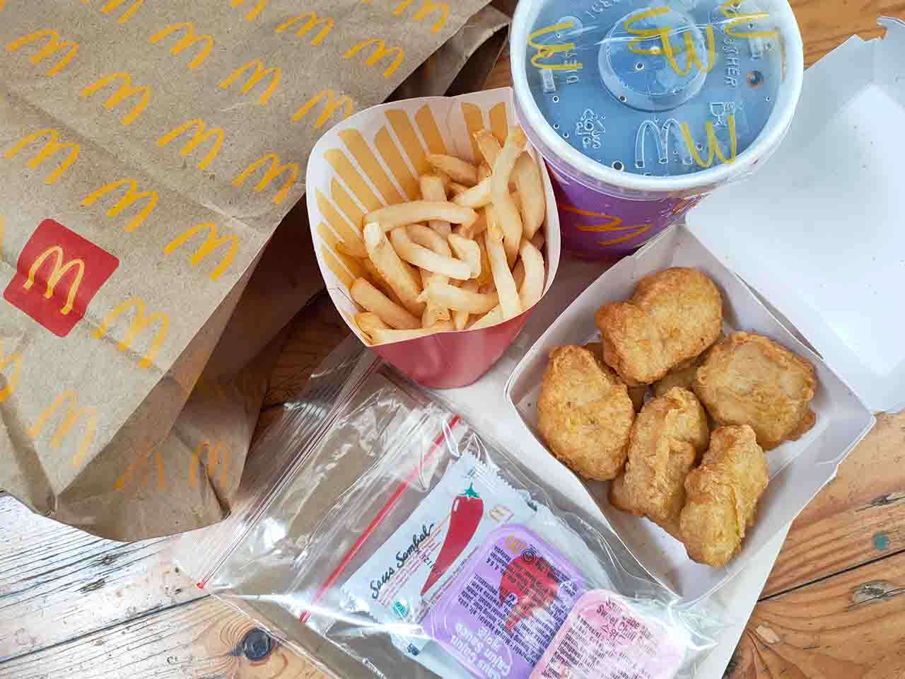 Review MCD x BTS Meal nih! Cuma 51rb! — Travel Diary of Lenny Lim