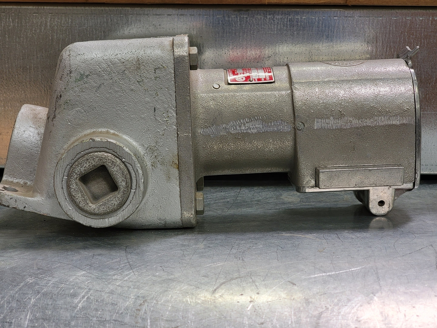 APPLETON 60 Amp Delayed Action Receptacle CES-6034