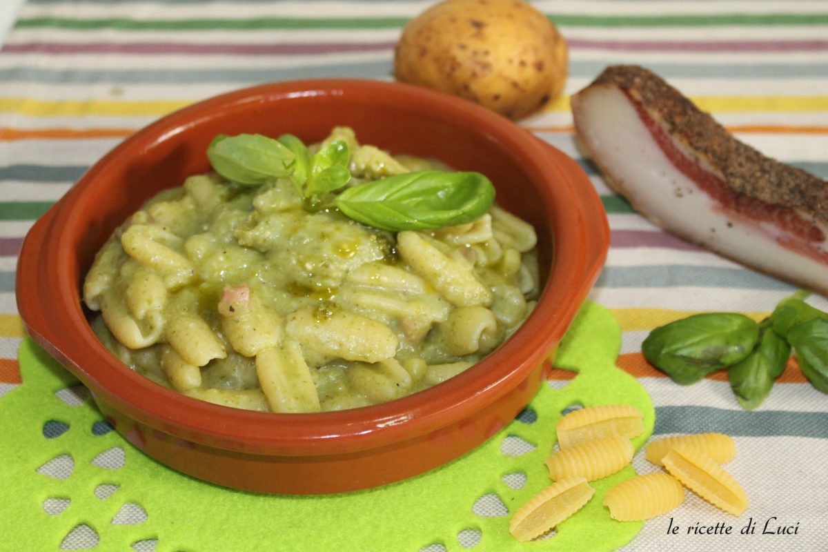 Gnocchetti patate, pesto e guanciale ⋆ Le Ricette di Luci