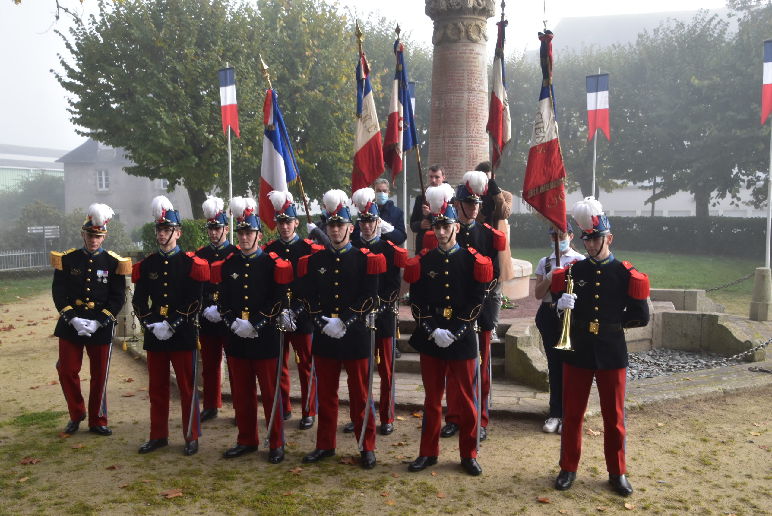 11 novembre. L'Académie Militaire de SaintCyr près des citoyens Les