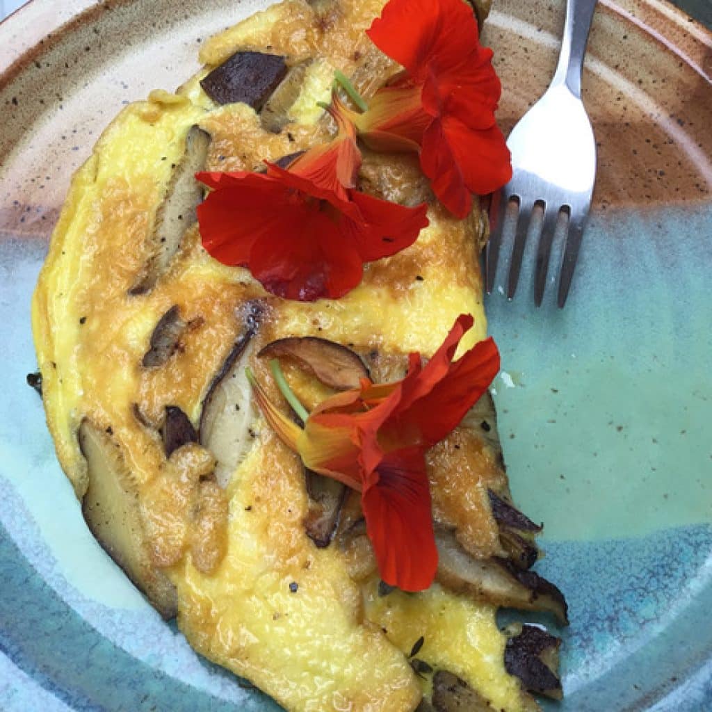 Shiitake Mushroom Omelette w/French Herbs Leslie Cerier