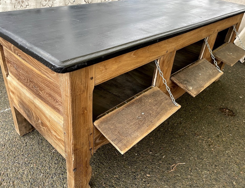 Maie en chêne 3 portes Les meubles de Sébastien Meubles relookés