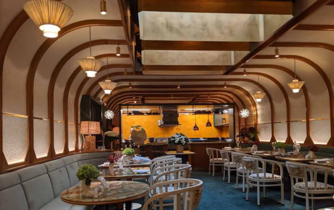 Restaurant La Scène Paris 8ème, métro SaintPhilippeduRoule