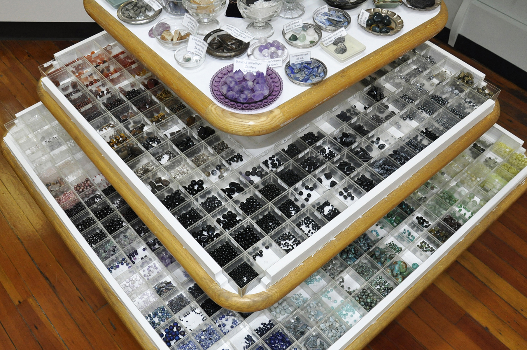 Store Tour Let it Bead