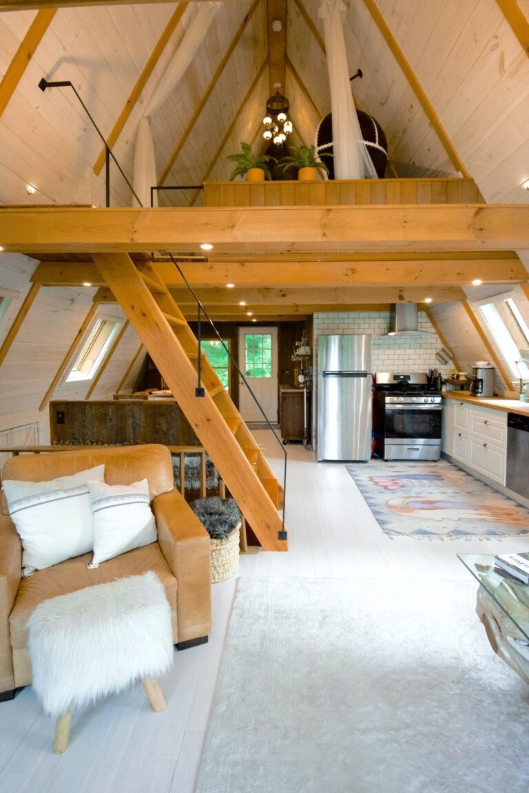 7 Essential Tips for Living in a Loft