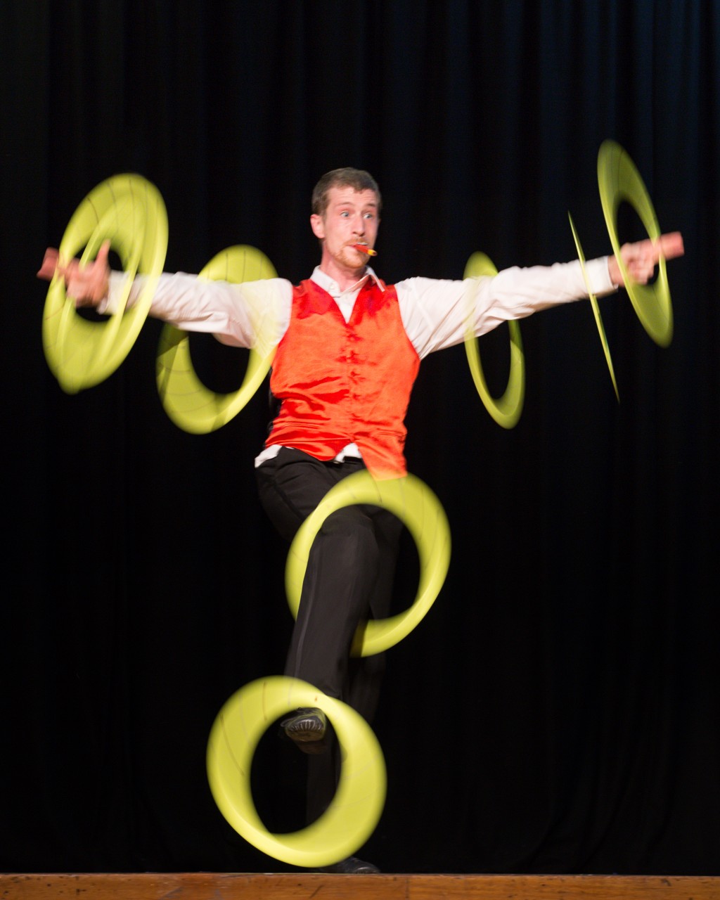 Tiff Juggler Let's Circus