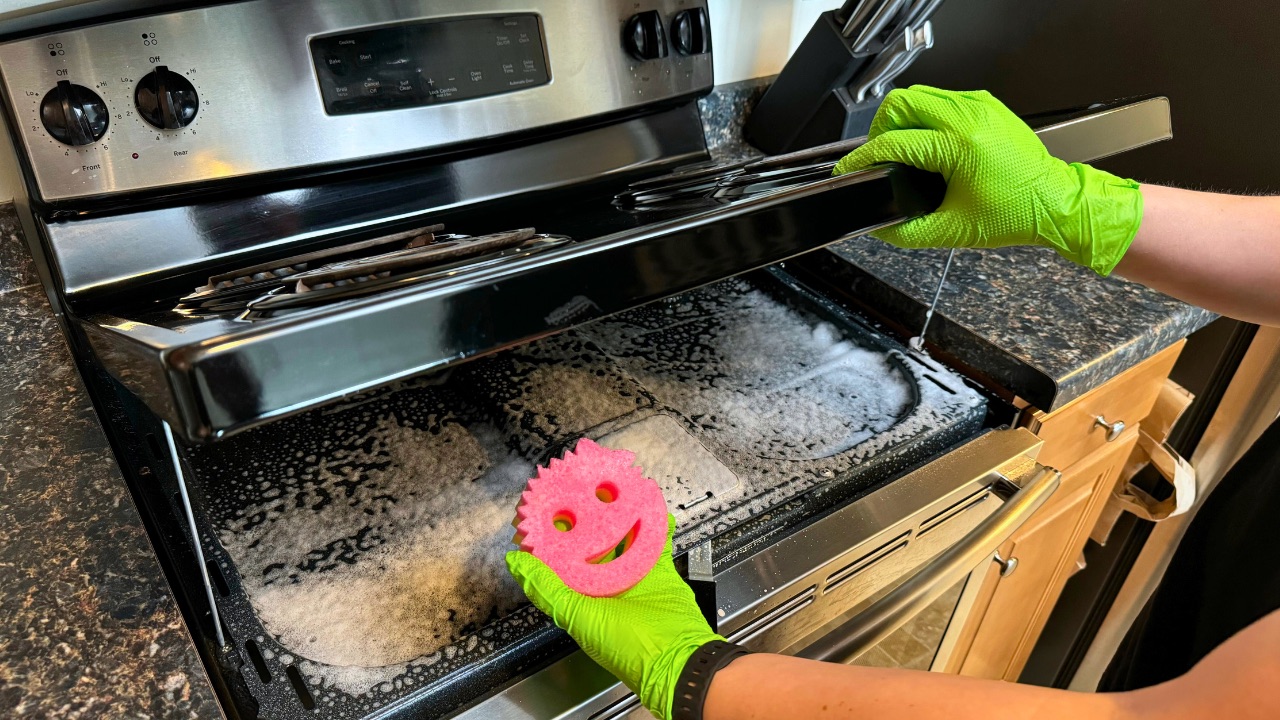 Clean That Up How to Clean Electric Coil Cooktop