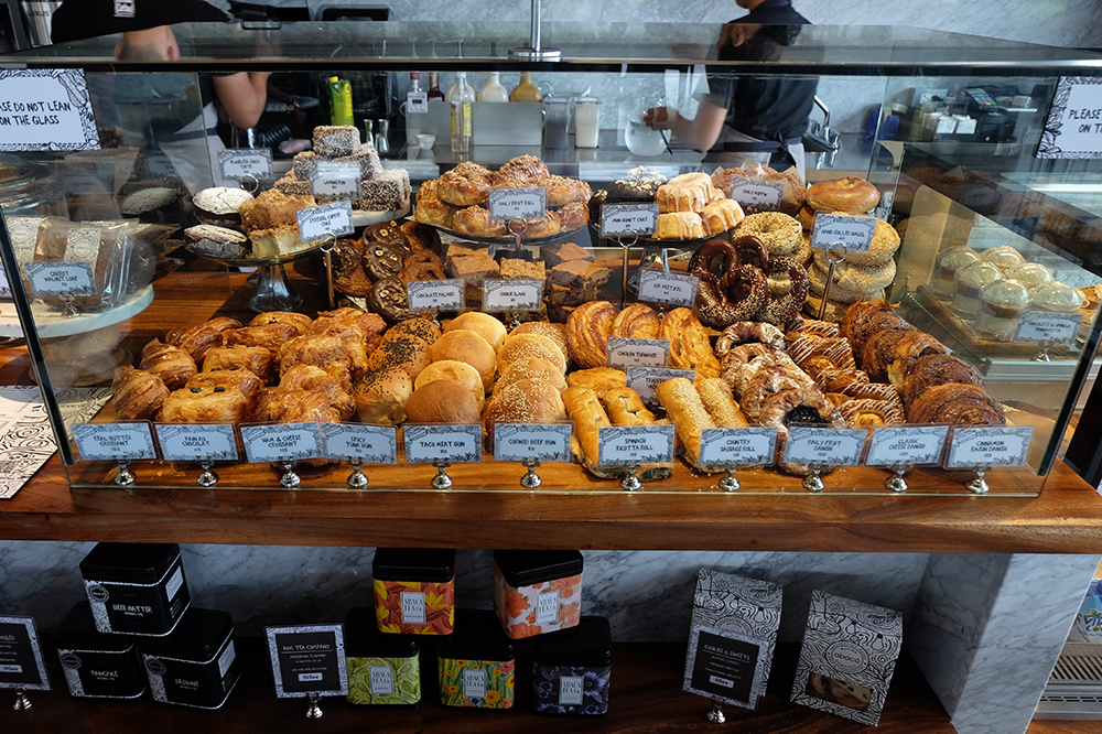 Abaca Baking Company opens 9th branch at Robinsons Galleria Cebu Let