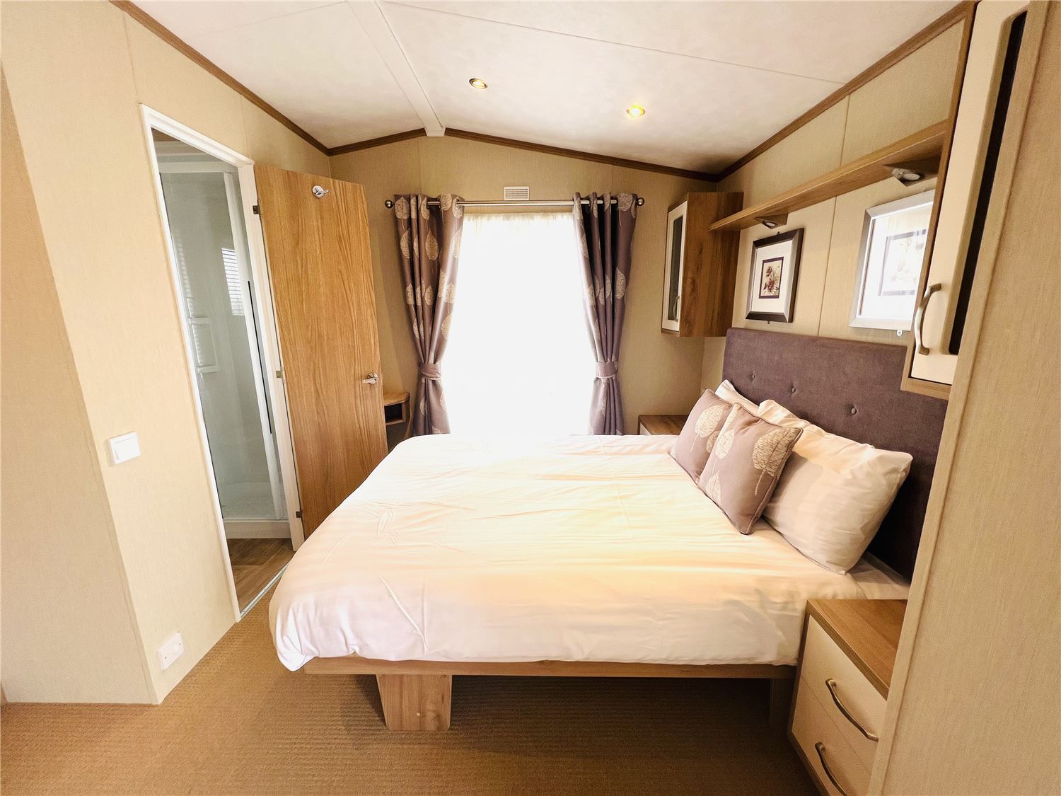 5 Sandringham Chase small dog on request Holiday Home for rent in