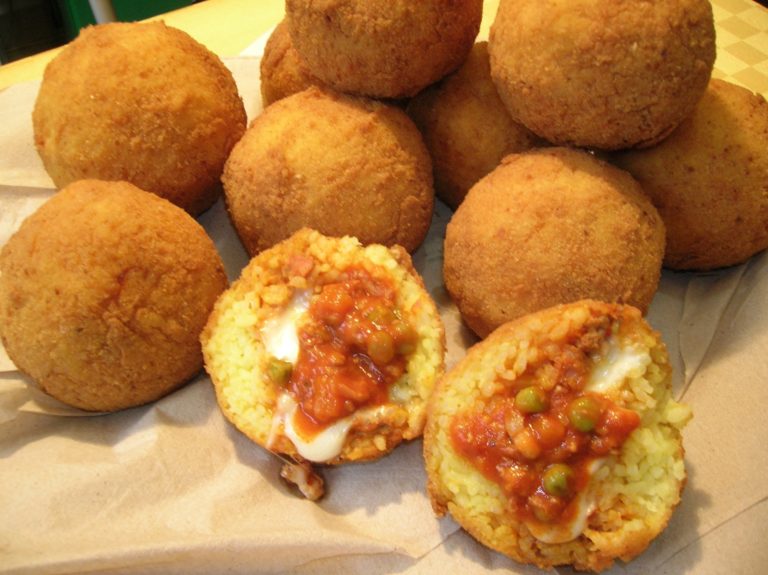 Arancino o arancina? specialità e vanto della cucina
