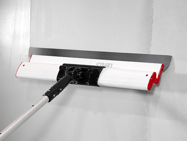 10" Skimming Blade with Rigid Composite Housing LEVEL5