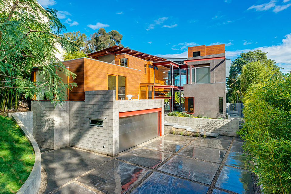 Partners Trust Brentwood Listing Featured as LA Times Home of the Week Leverage