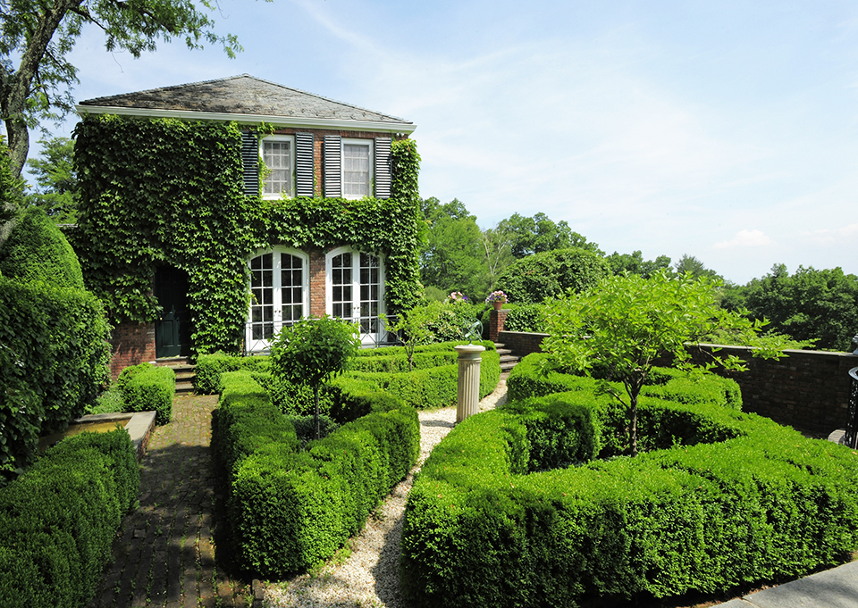 Blossom into Spring Elegant Estates with Glorious Gardens Leverage