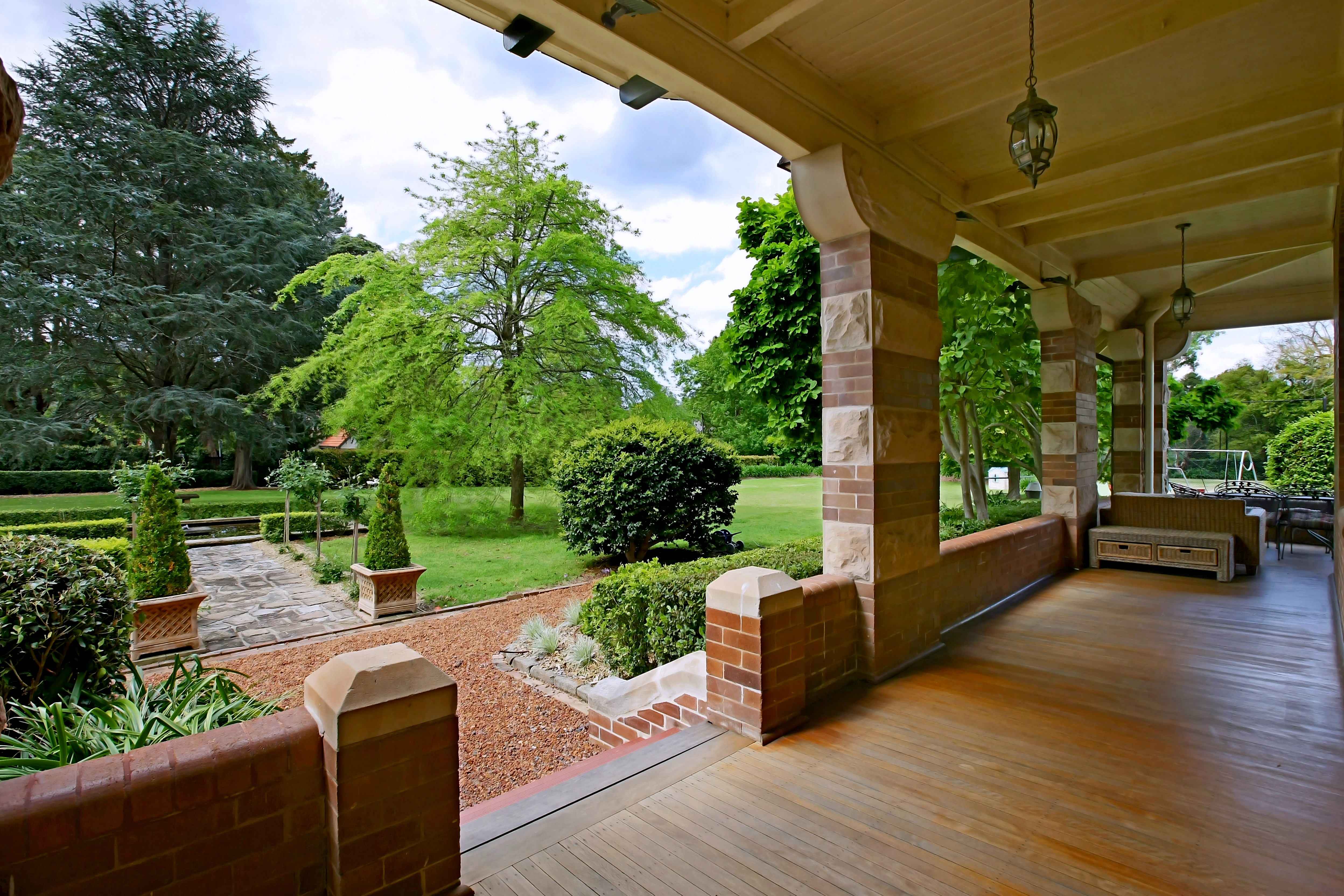 Property of the Week 37 Burns Road, Craignairn Leverage