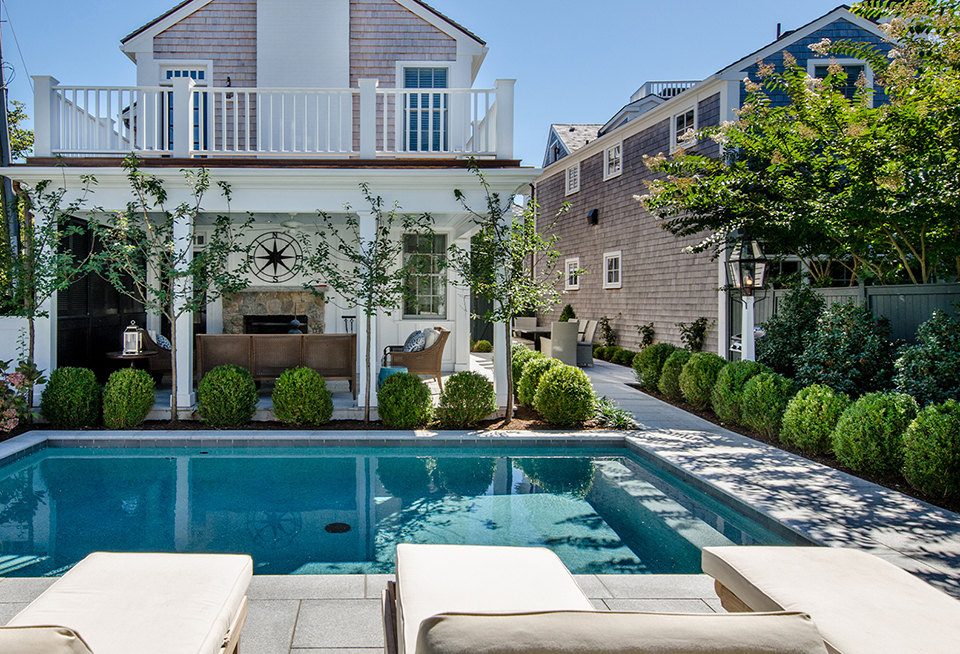 Luxurious New England Style Homes Leverage