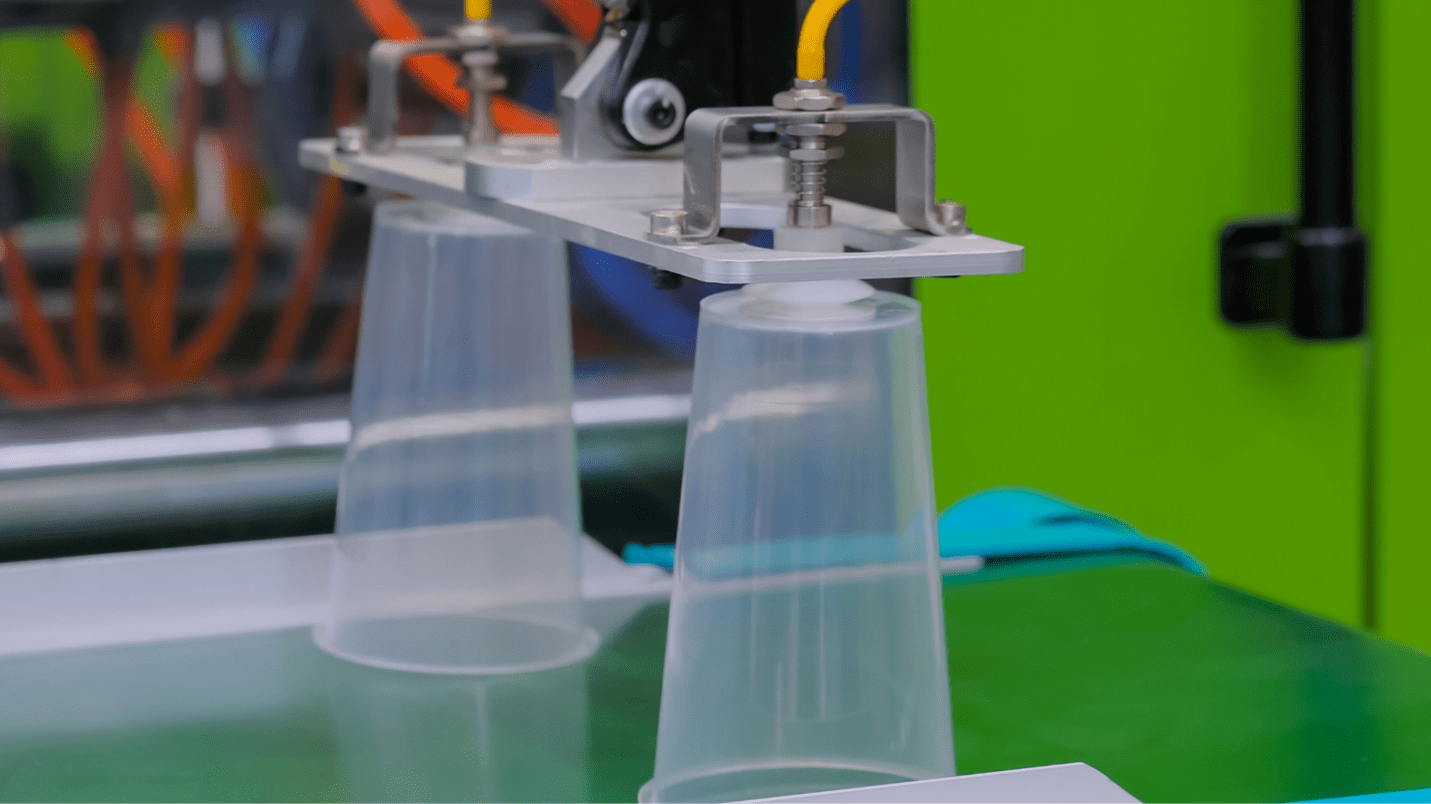 7 of the Most Noteworthy Benefits of Using a Kansas City Plastic