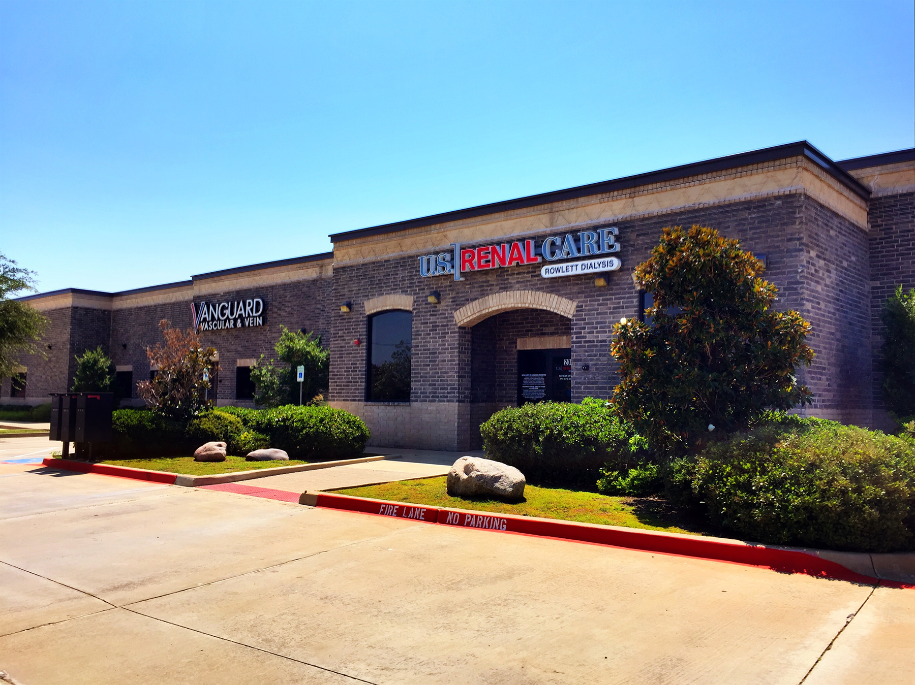 Lakeview Medical Plaza Levy Retail Group