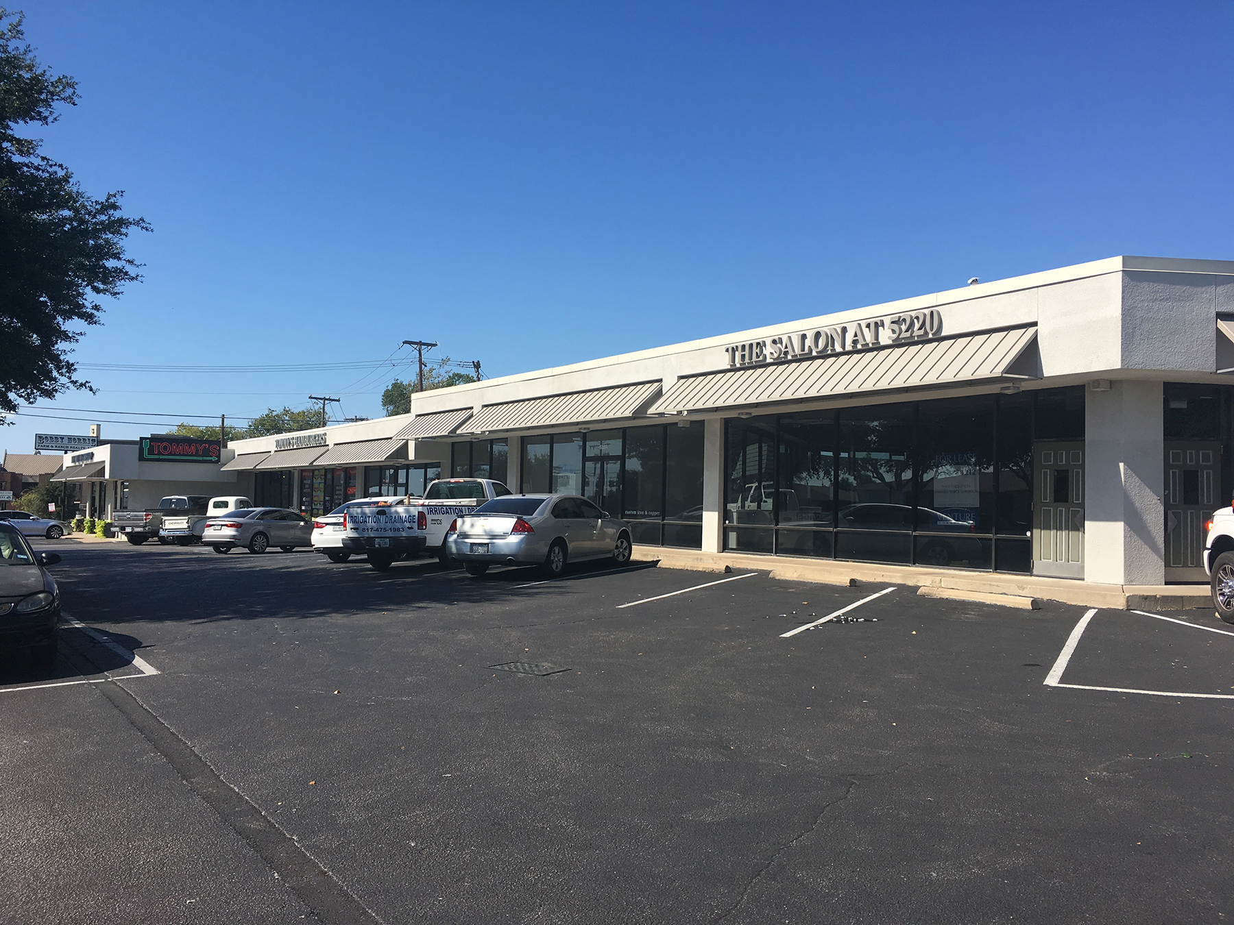 Camp Bowie Retail Levy Retail Group