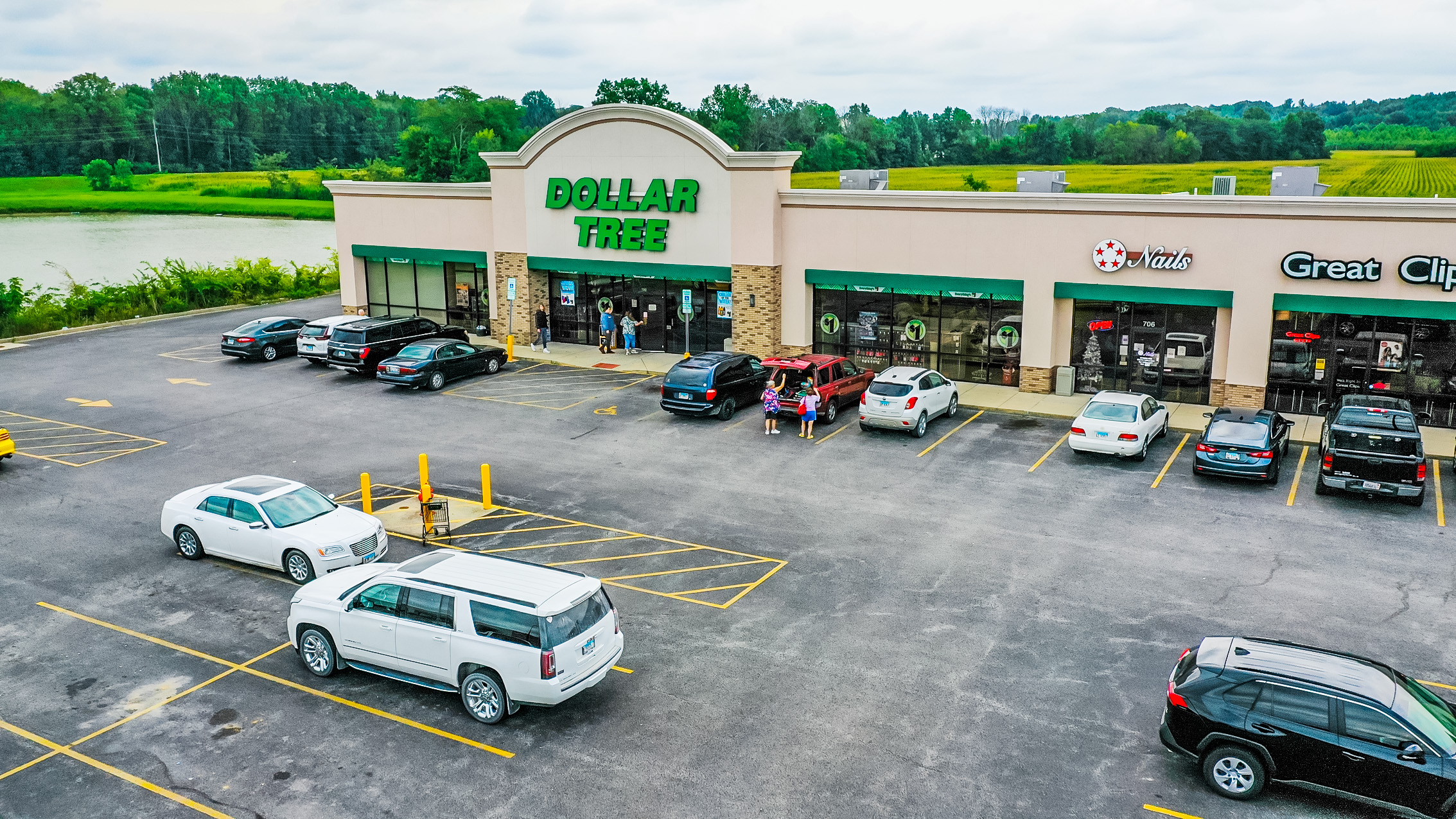 Harrisburg Shoppes Levy Retail Group