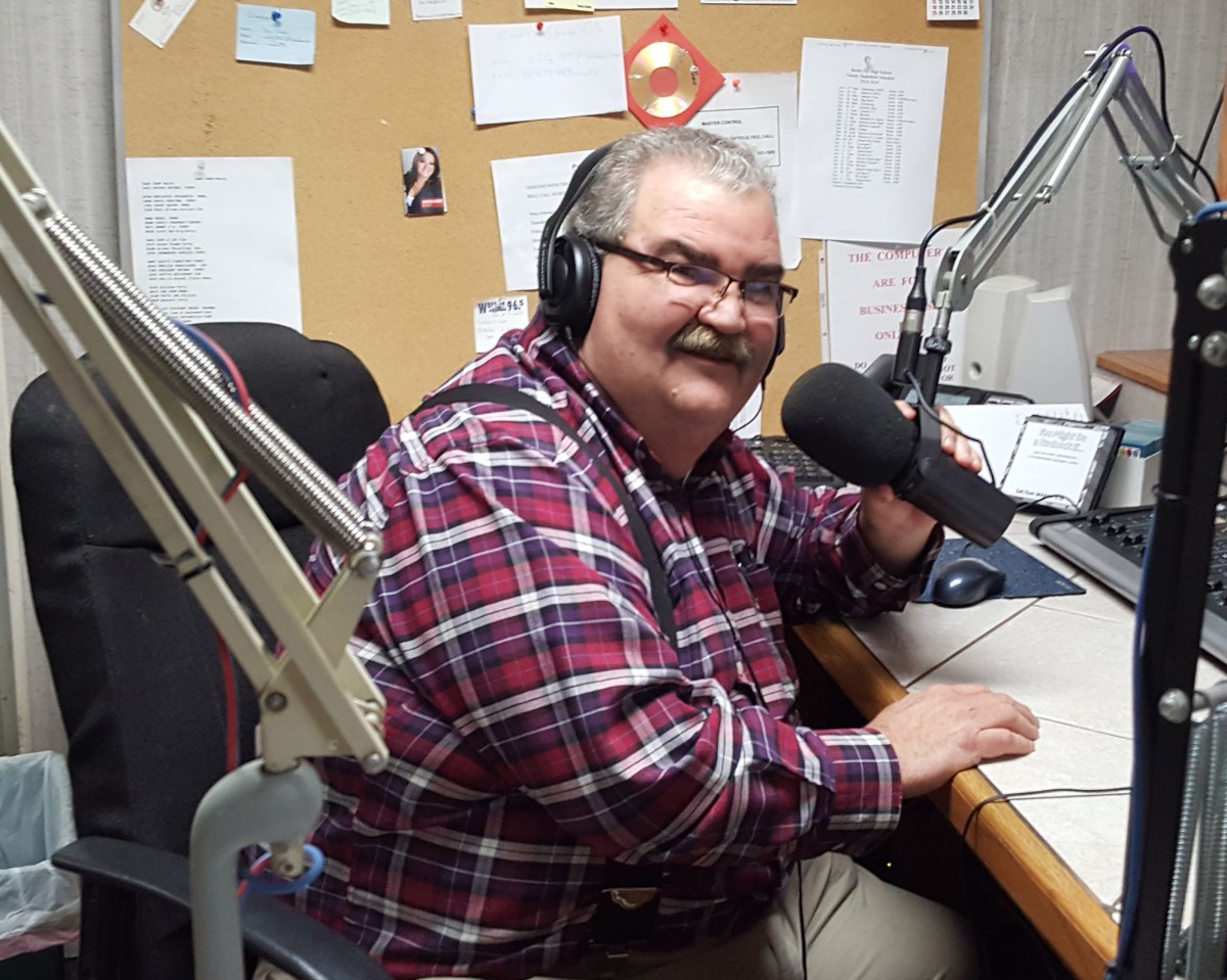 Lexington’s Z99 Swap Shop Gets Prank Calls from Howard Stern Show