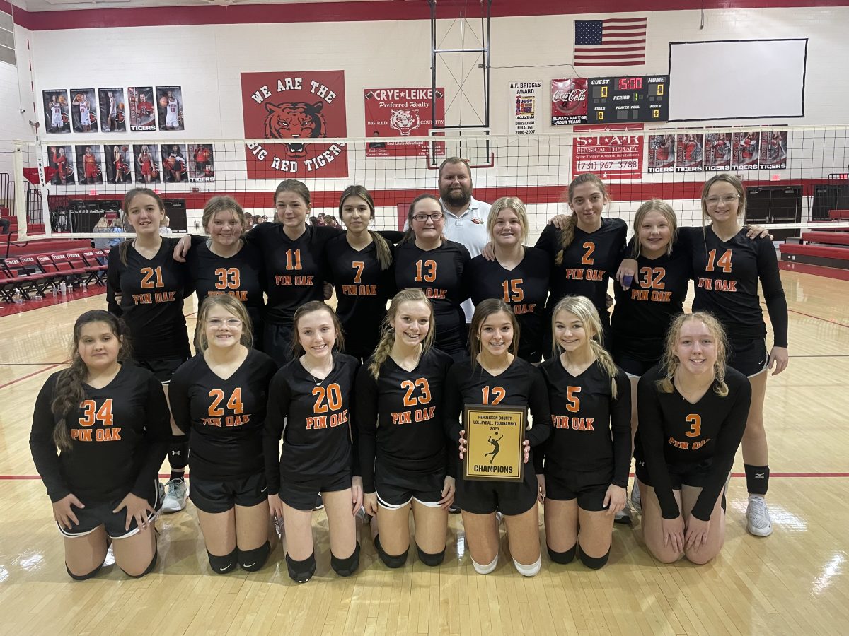 Pin Oak Lady Eagles Crowned Champions of Henderson County Volleyball