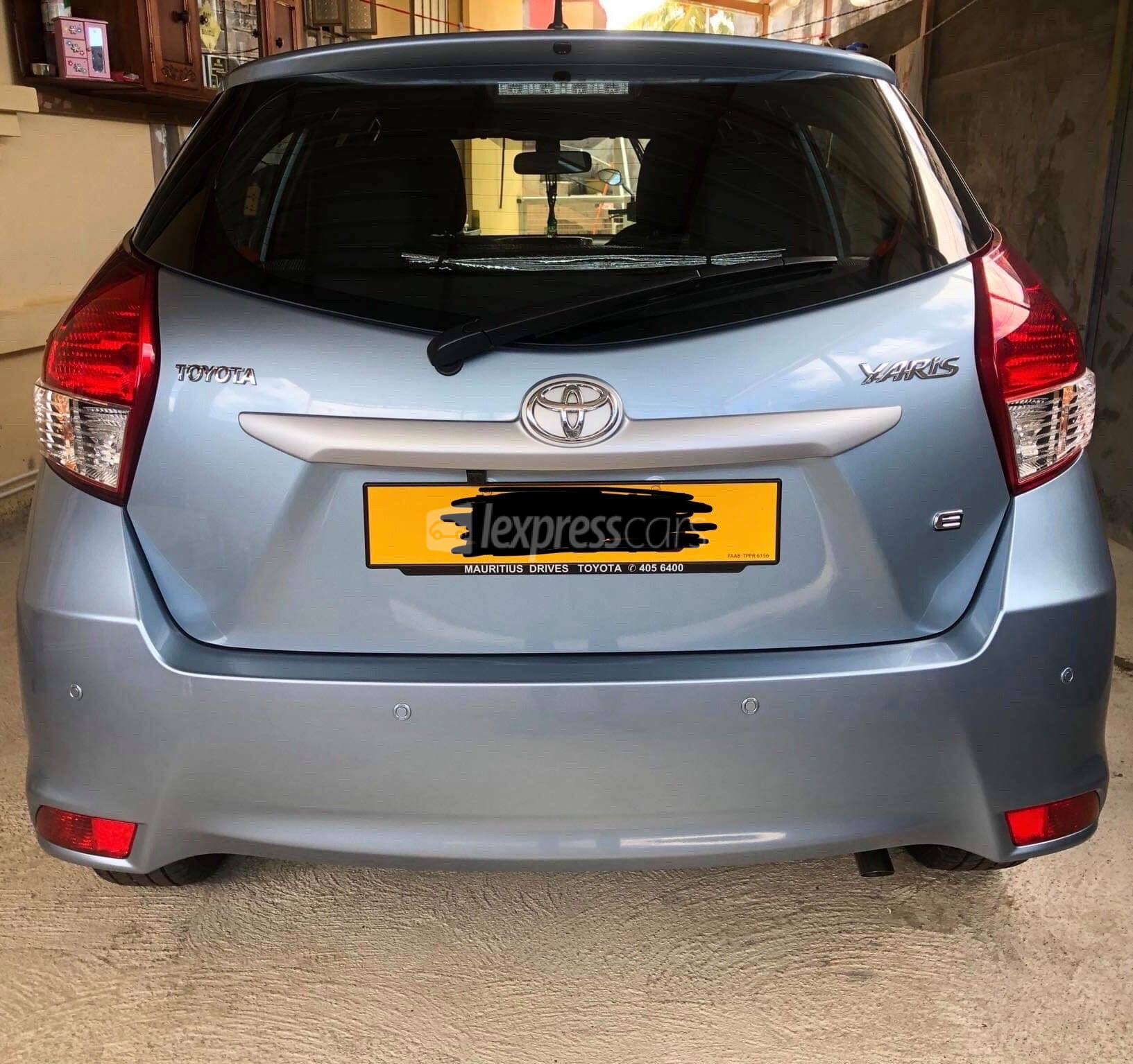 SecondHand Toyota Yaris 2017 lexpresscars.mu